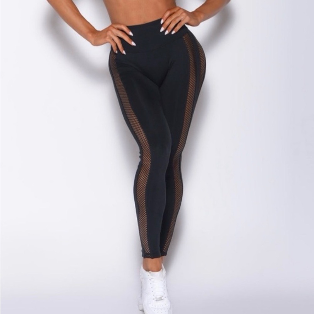 EXCELLENT CONDITION- Bombshell Sportswear mohawk … - image 4